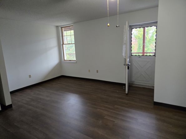 Steven's Manor - 304 | 36 Mary St, Skowhegan, ME