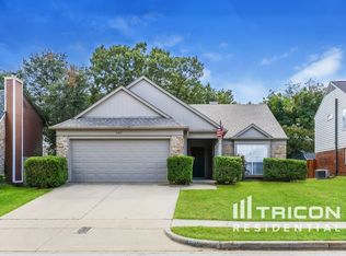 2601 Country Creek Ln, Fort Worth, TX 76123