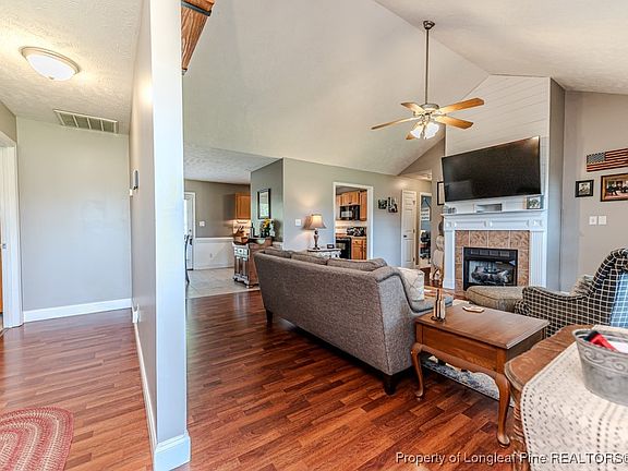 4th image of 200 Seabiscuit Dr