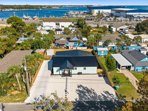 3710 Benbow St, Panama City Beach, FL 32408