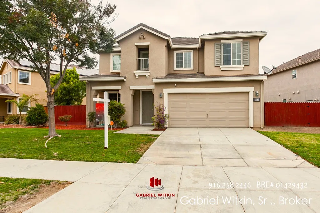 1168 Bellflower Way photo 1