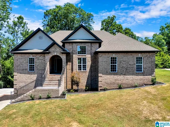 4361 Springbrook Ln, Gardendale, AL 35071