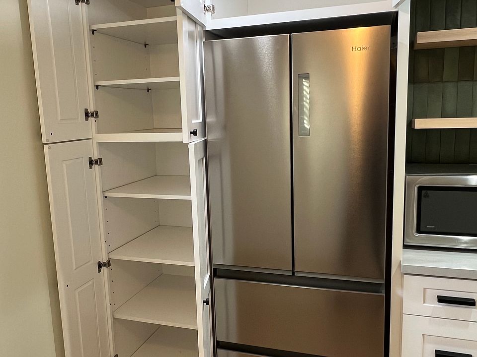 Full pantry for abundant storage
