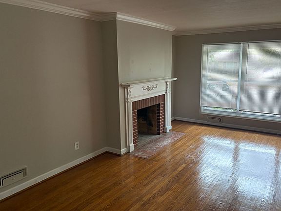 3rd image of 211 Frost Ave