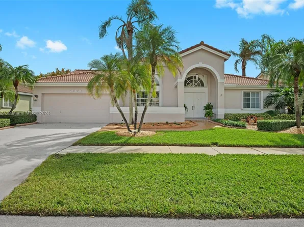 20180 NW 9th Dr, Pembroke Pines, FL 33029