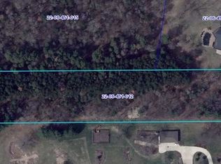 6850 S Lost Nation Rd, Dixon, IL 61021