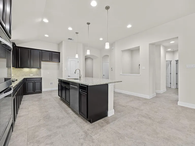 3508 De Torres Cir — Photo 8