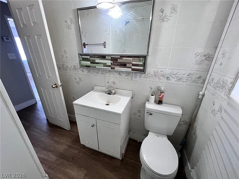 2410 Poplar Ave — Photo 14