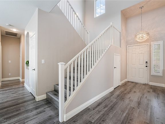 4th image of 4321 Governors Hill St