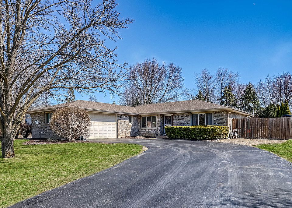 1st image of 914 Somerset Acres