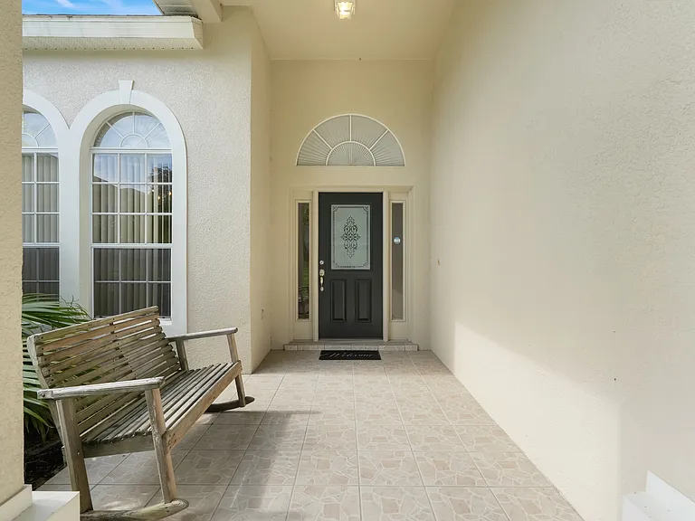 12900 Cloverdale Ln — Photo 4