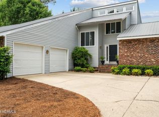 130 Edgewater Dr, Pinehurst, NC 27376