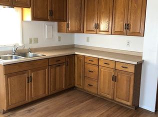 928 Smith St, Green Bay, WI 54302