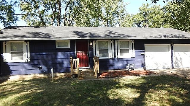 1st image of 7112 E 104th St