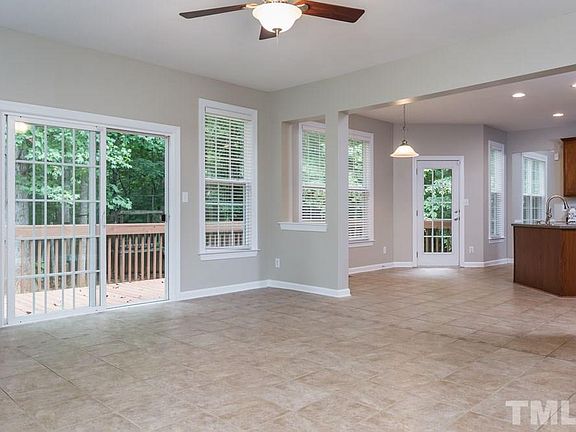5th image of 1506 Starmont Dr
