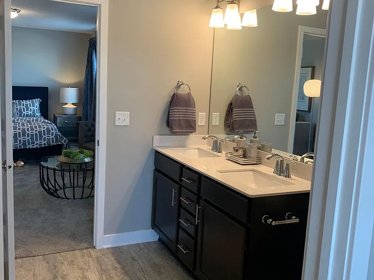 4825 Martingale Dr — Photo 13