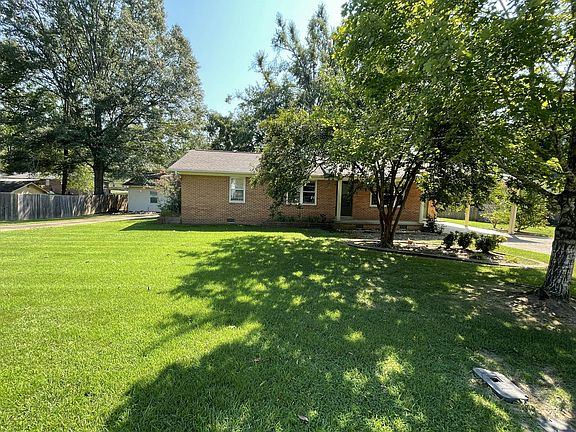 2nd image of 417 Walmark Dr