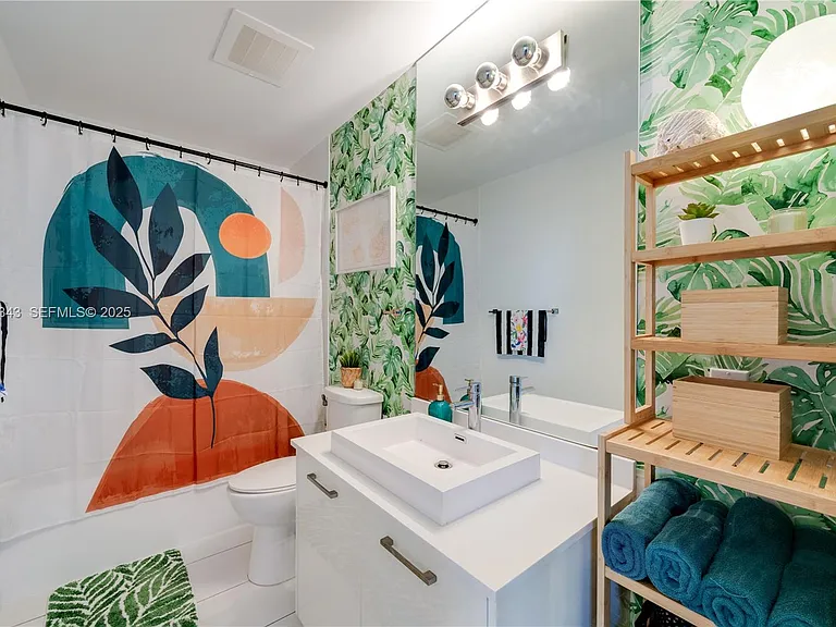 151 SE 1st St #3008 — Photo 9