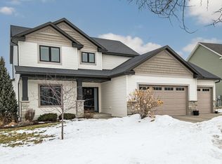 2181 Fieldstone Rd SW, Rochester, MN 55902