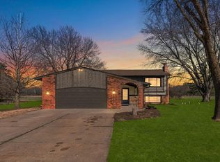 16609 Yakima St NW, Andover, MN 55304