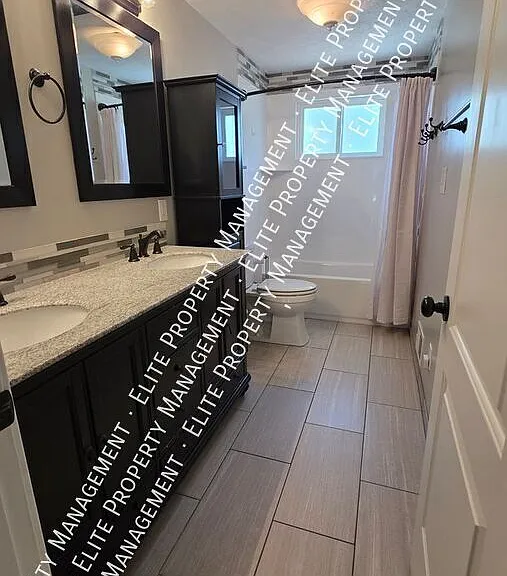 4422 W Barrington Dr — Photo 7