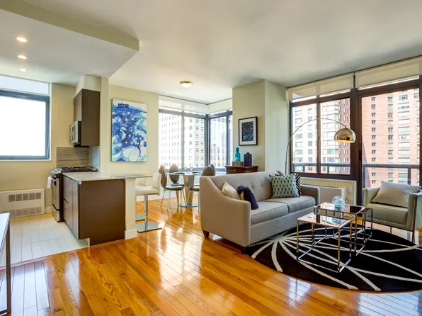 235 West 48th Street image 1 of 4