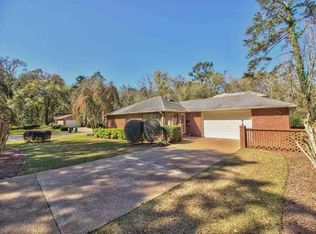 354 Hunters Xing, Tallahassee, FL 32312
