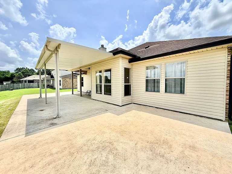 39122 Bayou View Ave — Photo 30