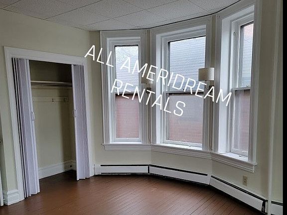 5th image of 117 W Park Ave
