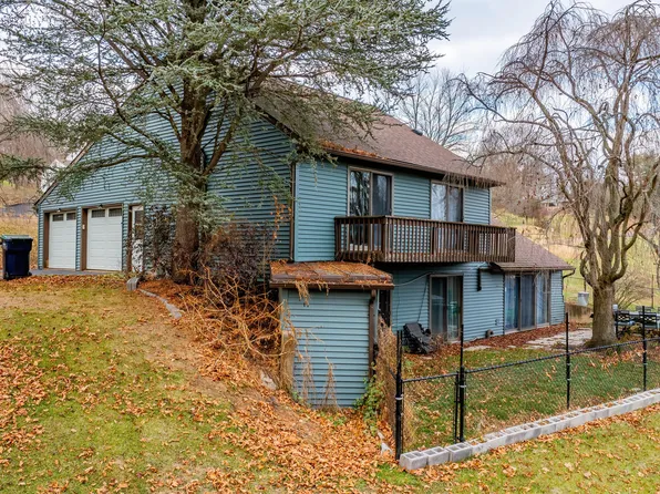 750 E 4th St, Bloomsburg, PA 17815