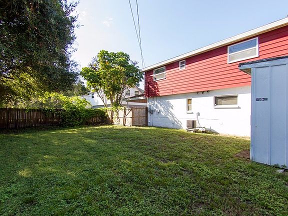3rd image of 9168 Fairweather Dr