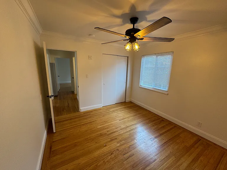 1240 Johnson St #1242 — Photo 10