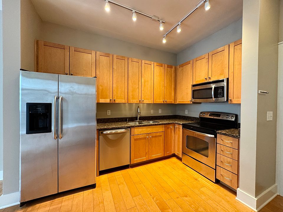 1st image of 650 S Mill St #212
