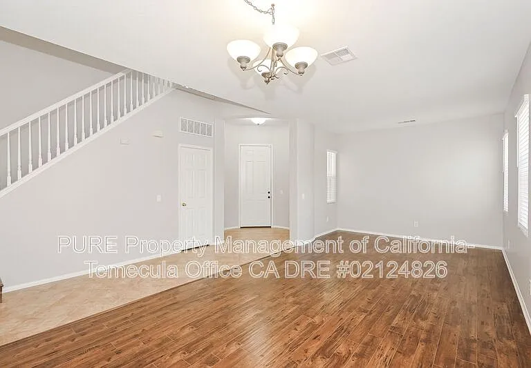 29772 Sceptrum St — Photo 2