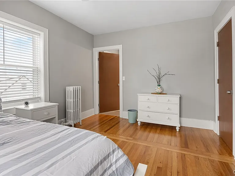 327 Grant Blvd #29 — Photo 22