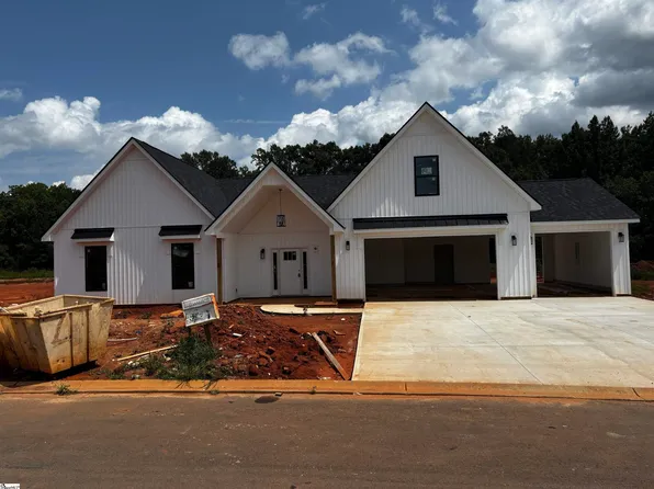 109 Glory Rd, Pickens, SC 29671