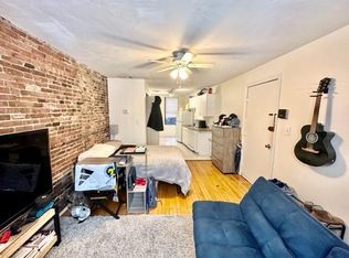 11 Charter St APT 1, Boston, MA 02113