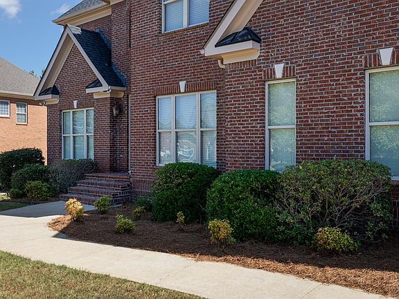 5th image of 527 Teal Dr