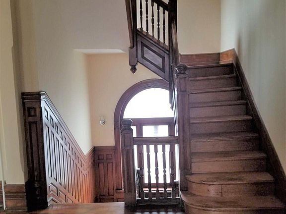 2nd image of 4001 Green St #7