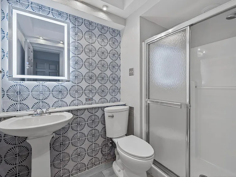4301 Hyridge Dr — Photo 26