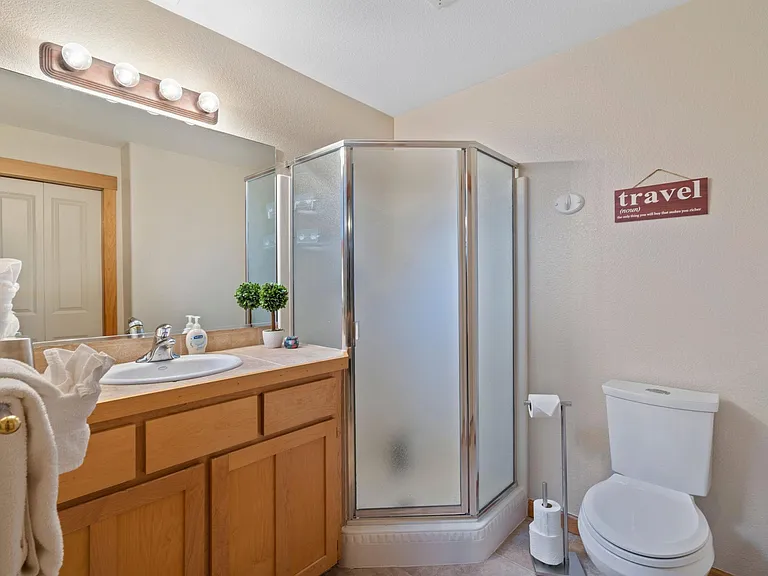 415 Mason Ct #5B — Photo 17