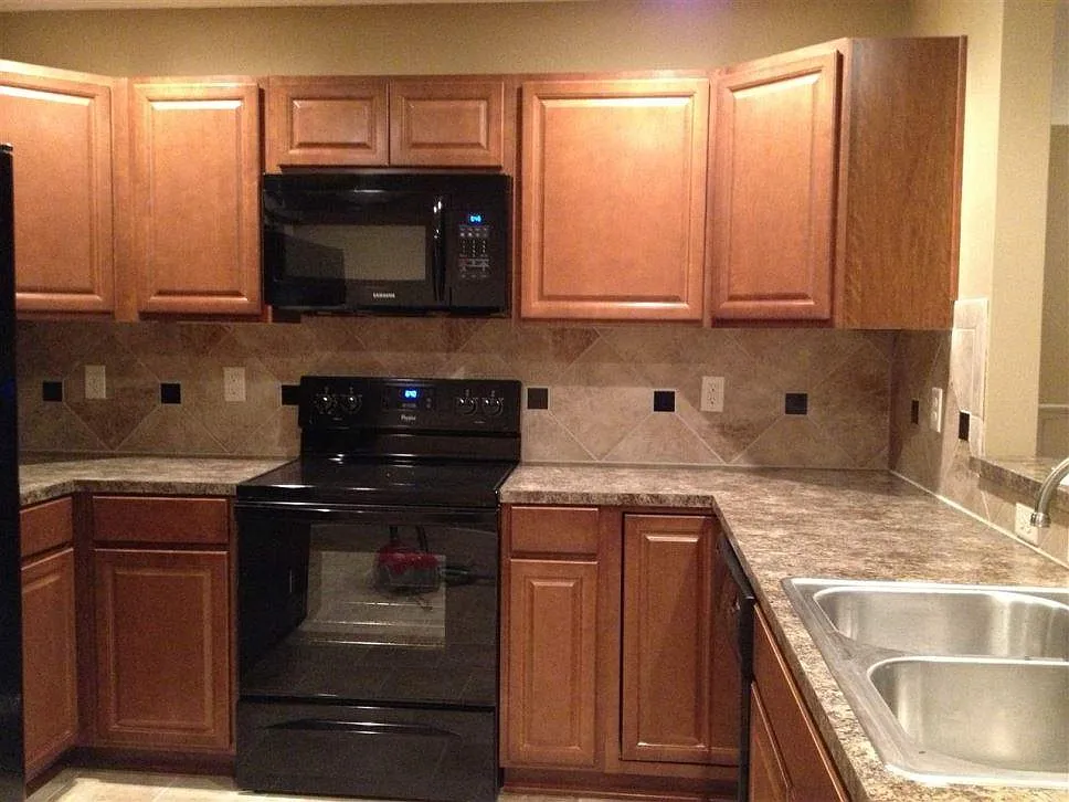 2 bed, 1536 sqft, $1,450 — Photo 3