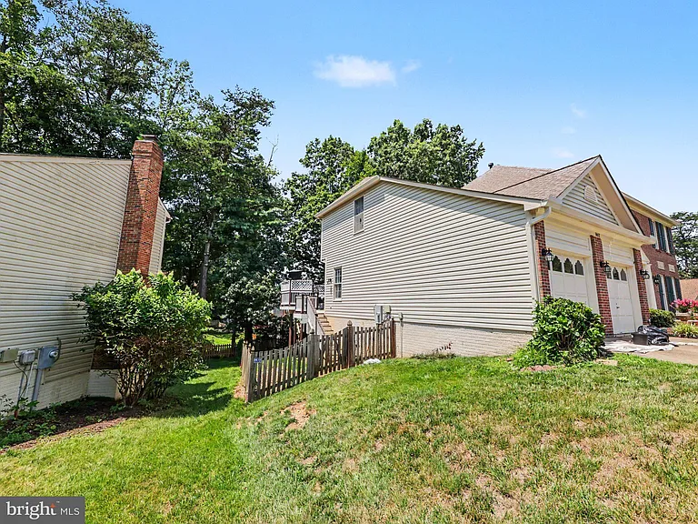 16652 Purcival Ct — Photo 46