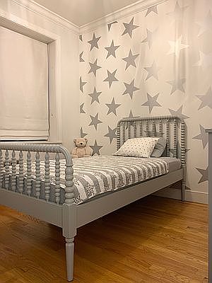 5th image of 417 Manhattan Ave #4