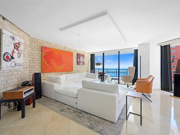 2nd image of 1581 Brickell Ave APT 2005