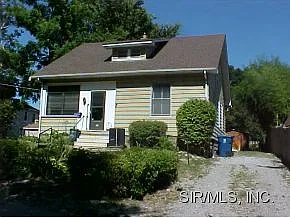 1411 Seminary St photo 1