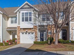 5930 Chivalry Ct, Raleigh, NC 27612