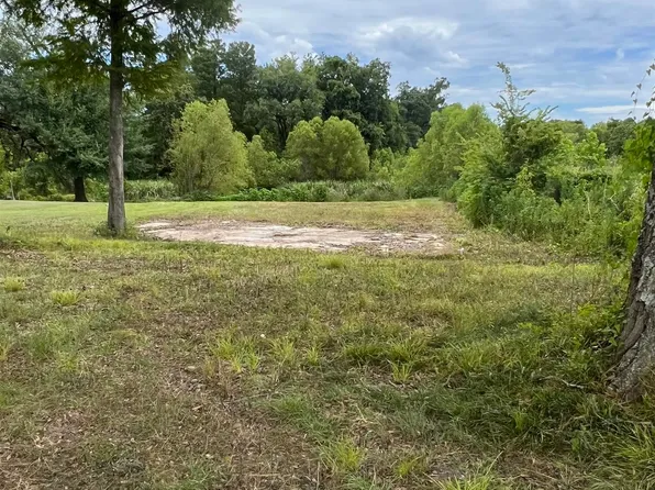 43116 Highway 42, Prairieville, LA 70769