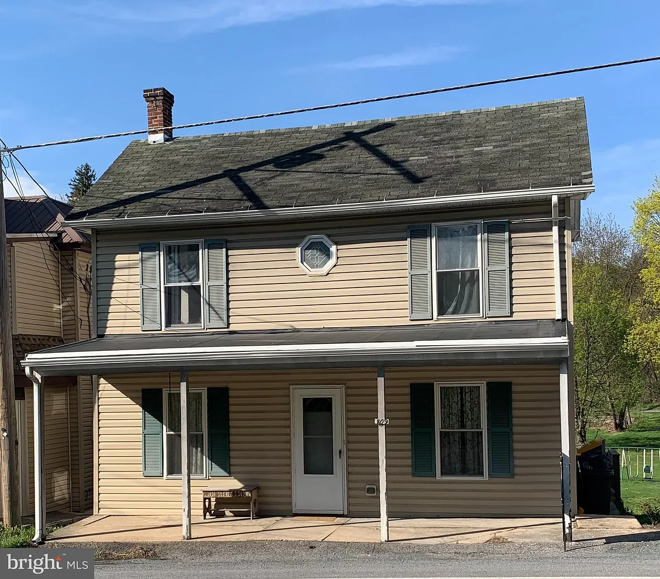 809 W Main St photo 1