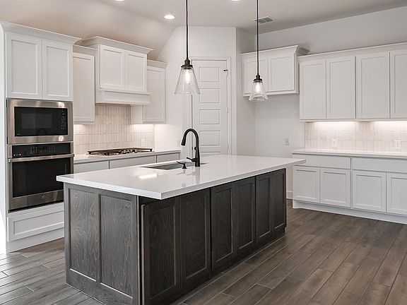 3rd image of 3240 Crosby Creek